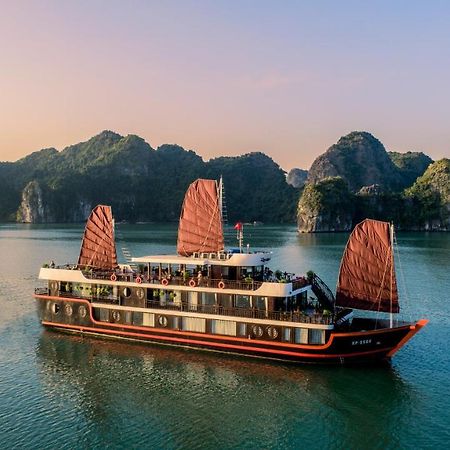 Hotel Cozy Boutique Cruise Dong Khe Sau Exteriér fotografie