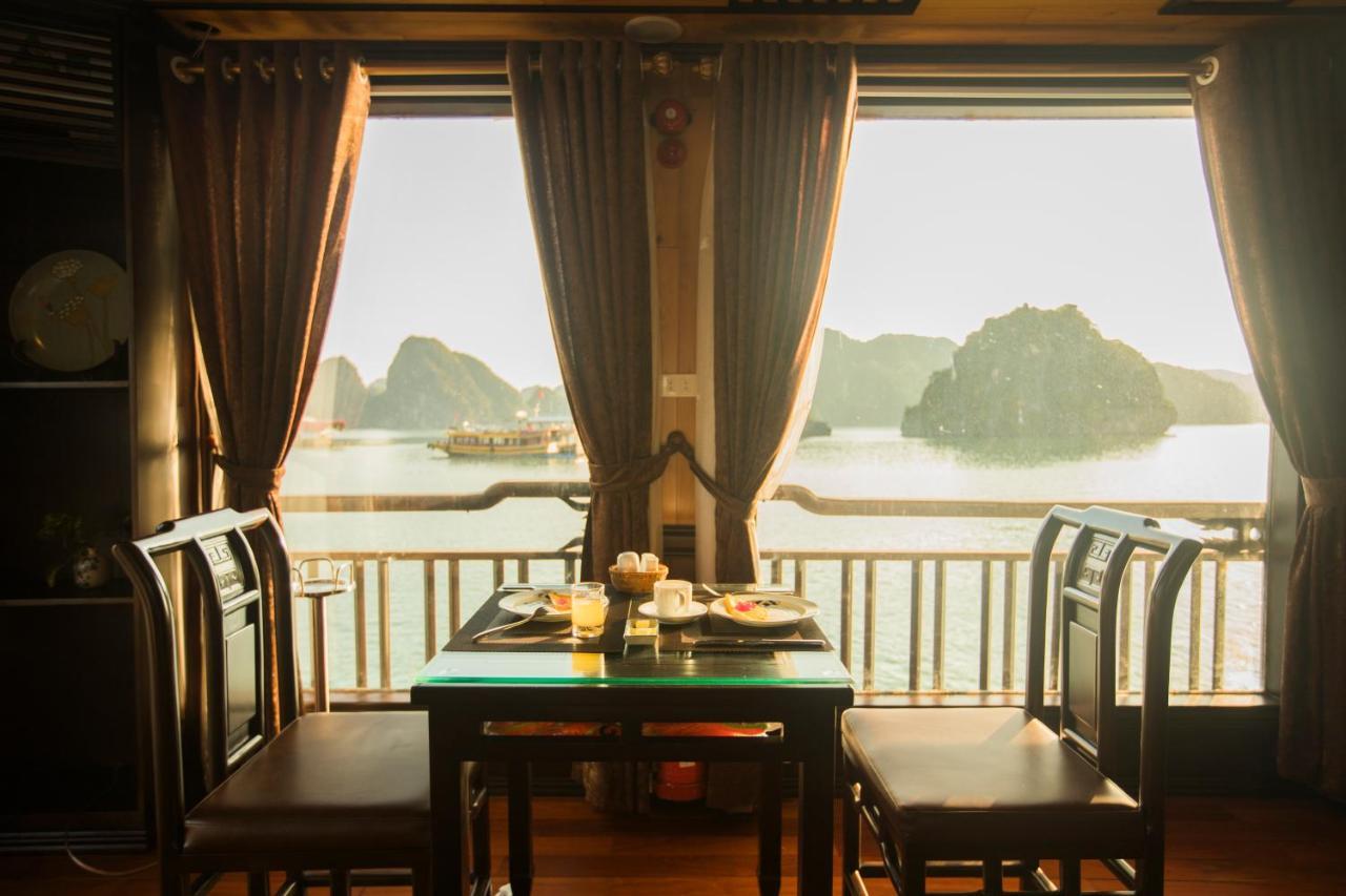 Hotel Cozy Boutique Cruise Dong Khe Sau Exteriér fotografie