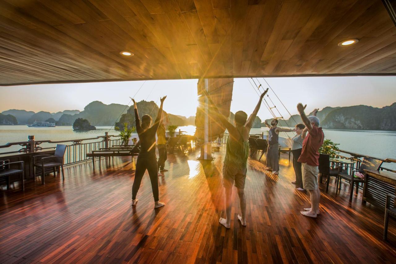 Hotel Cozy Boutique Cruise Dong Khe Sau Exteriér fotografie