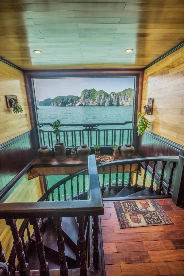 Hotel Cozy Boutique Cruise Dong Khe Sau Exteriér fotografie