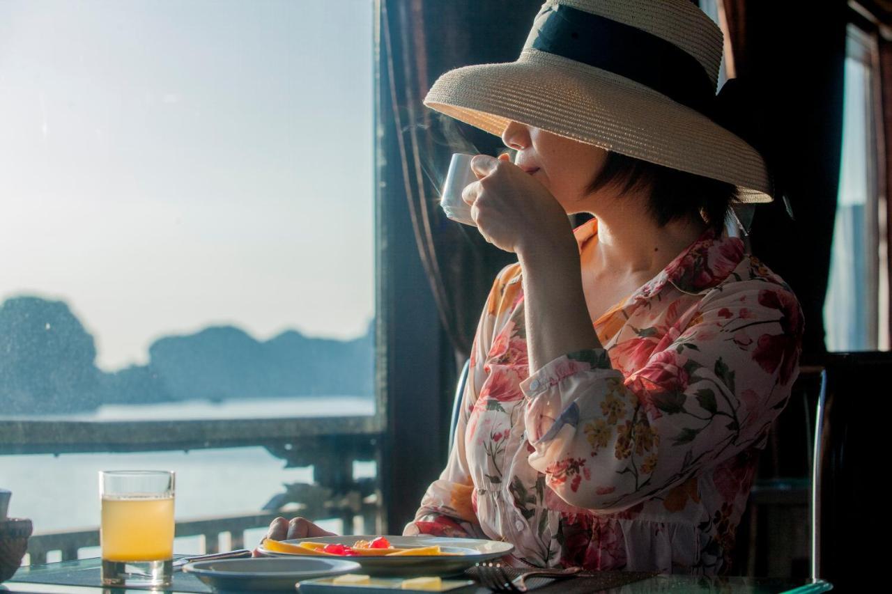 Hotel Cozy Boutique Cruise Dong Khe Sau Exteriér fotografie