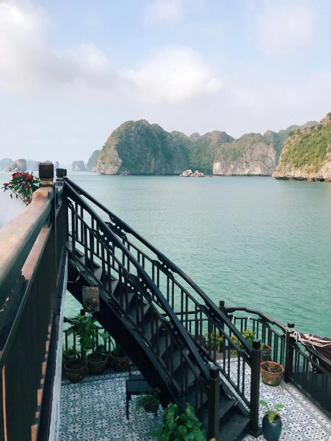 Hotel Cozy Boutique Cruise Dong Khe Sau Exteriér fotografie